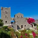 بيت ضيافة Focalion Castle Luxury