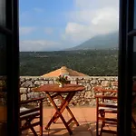 بيت ضيافة Focalion Castle Luxury 4*