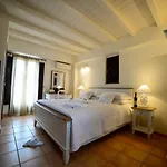 Focalion Castle Luxury بيت ضيافة 4*
