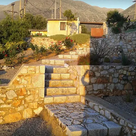 Guest house Focalion Castle Luxury 4*