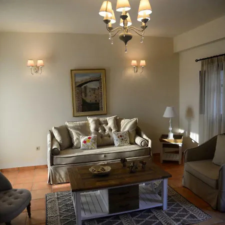 Guest house Focalion Castle Luxury