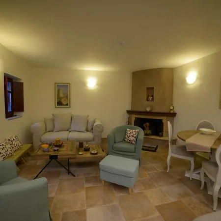 Guest house Focalion Castle Luxury