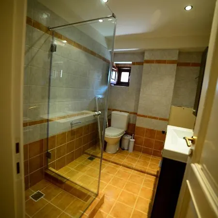 Focalion Castle Luxury 4* Pírgos Dhiroú