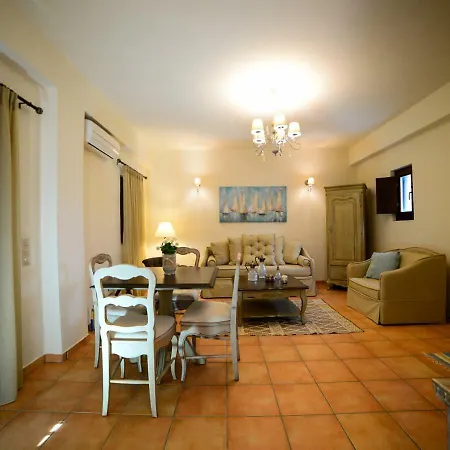 Focalion Castle Luxury Konukevi