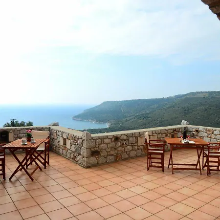Focalion Castle Luxury Guest house
