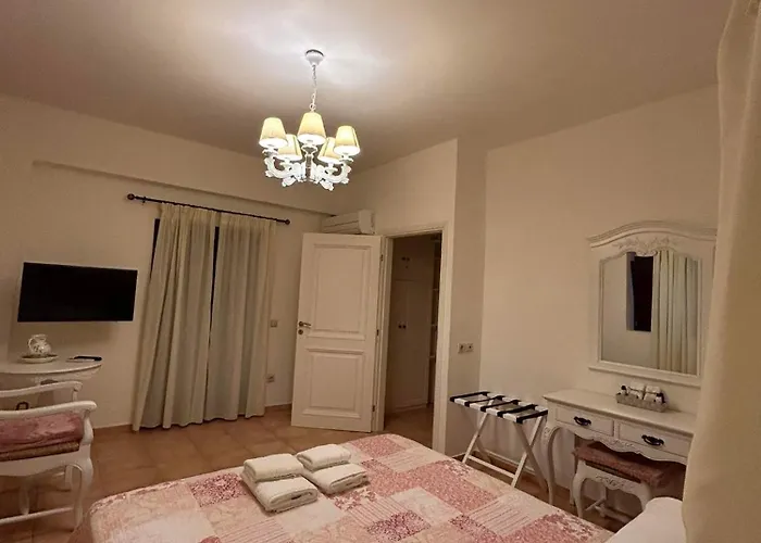 Focalion Castle Luxury Pírgos Dhiroú