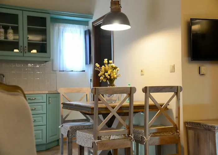 Гостевой дом Focalion Castle Luxury Pyrgos Dirou