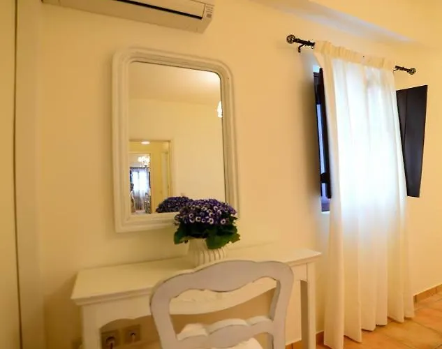 Гостевой дом Focalion Castle Luxury Pyrgos Dirou