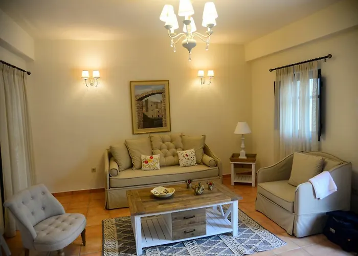 Гостевой дом Focalion Castle Luxury 4*